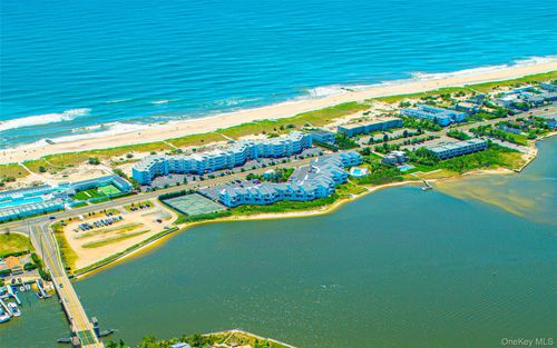 101g-260 Dune Rd, Southampton, NY, 11968-4717 | Card Image