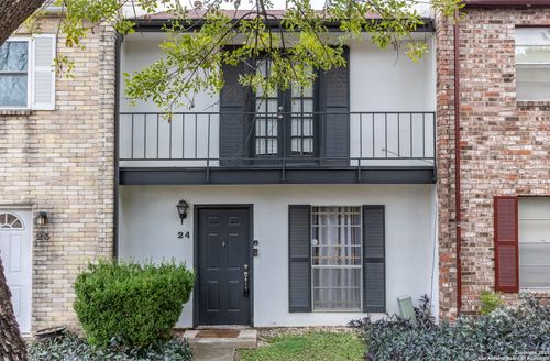 apt-24-6427 Wurzbach Rd, San Antonio, TX, 78240-3824 | Card Image
