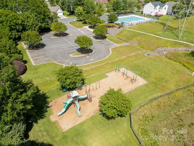 812 Thornapple Ct, House other with 3 bedrooms, 3 bathrooms and null parking in Lake Wylie SC | Image 41