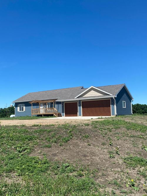 106 Pelican Bay Road, Garvin, MN, 56132 | Card Image