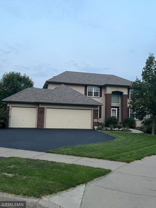 6640 Fountain Ct N, Maple Grove, MN, 55311-3775 | Card Image