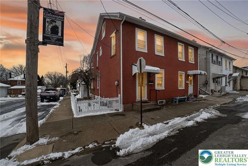 324 Limestone St, CATASAUQUA, PA, 18032-2530 | Card Image