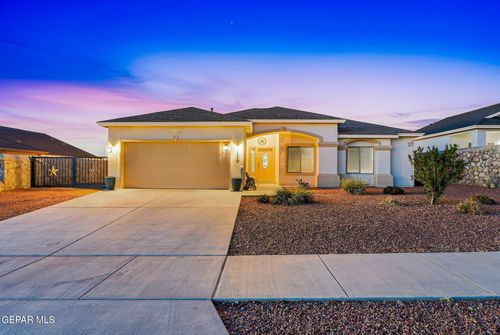 809 Gold Beach Dr, Canutillo, TX, 79835-8466 | Card Image