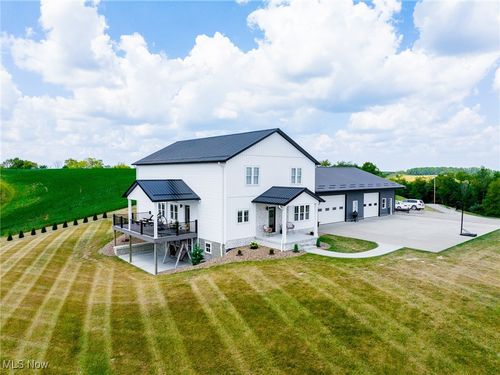 10624 Hilltop Rd Sw, Baltic, OH, 43804-7515 | Card Image