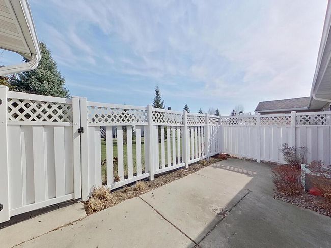 214 Linden Ave W Winsted MN 55395 USA-032-027-back patio-MLS_Size.jpg | Image 32