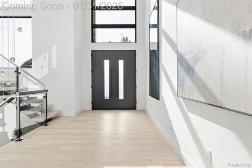 3026 Heron French Provincial, Bloomfield Hills, MI, 48302 | Card Image