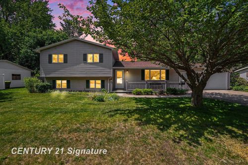 4403 Robinhood Ter, Midland, MI, 48642-6116 | Card Image