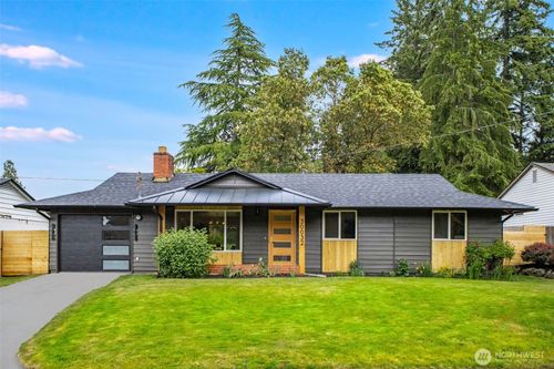 30032 5th Ave Sw, Federal Way, WA, 98023-3518 | Card Image