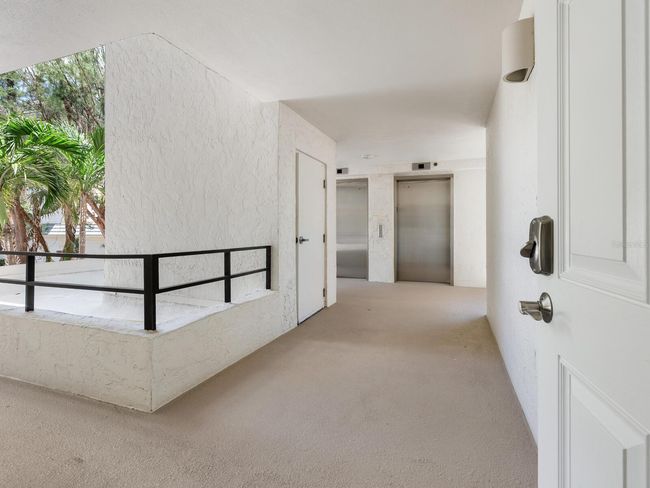 APT-104 - 8701 Midnight Pass Rd, Condo with 2 bedrooms, 2 bathrooms and null parking in SARASOTA FL | Image 27