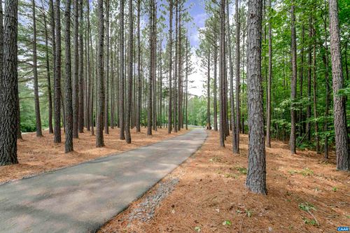 94 May Ln, LOUISA, VA, 23093-5938 | Card Image