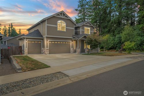 797 Nw Ashford Loop, Bremerton, WA, 98311-8003 | Card Image