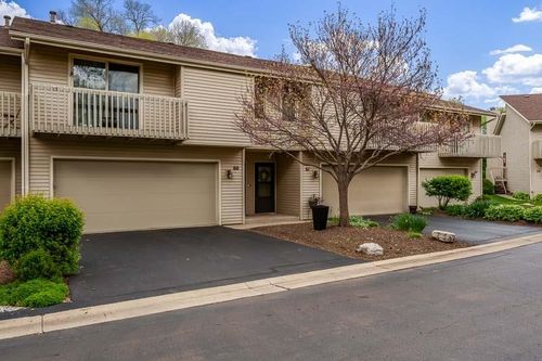 apt-60-4673 High Point Dr, Rockford, IL, 61114-4833 | Card Image