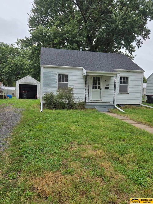 1008 N 14th St, Beatrice, NE, 68310-2449 | Card Image