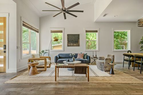 1-4405 Jinx Ave, Austin, TX, 78745-1026 | Card Image