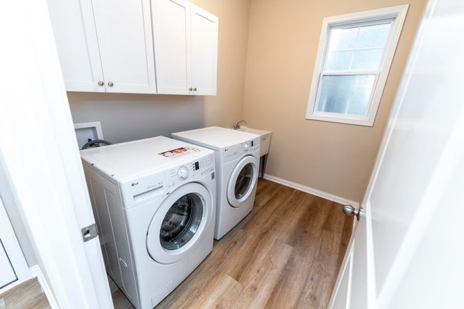 5621 Camden Dr, House other with 4 bedrooms, 3 bathrooms and null parking in Newburgh IN | Image 33