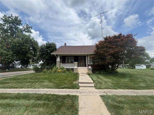414 N Jefferson St, Vandalia, MO, 63382-1414 | Card Image