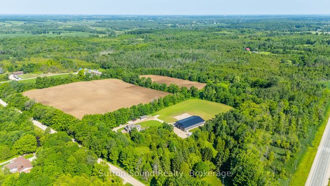 782801 3 Sideroad, House other with 4 bedrooms, 4 bathrooms and 25 parking in Chatsworth ON | Image 46