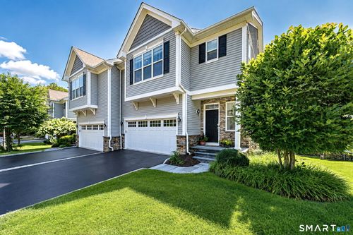 33-560 River Rd, Shelton, CT, 06484-4593 | Card Image