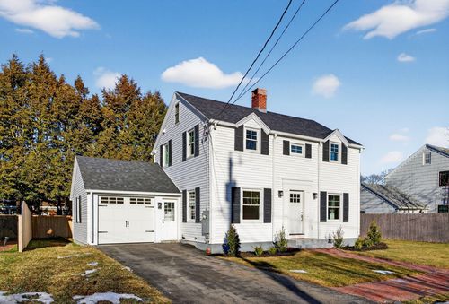 34 Bay View Drive, Portland, ME, 04103 | Card Image