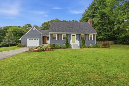 880 Wood St, Swansea, MA, 02777-3549 | Card Image