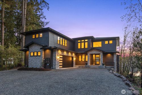 17333 191st Ave Ne, Woodinville, WA, 98072-6103 | Card Image