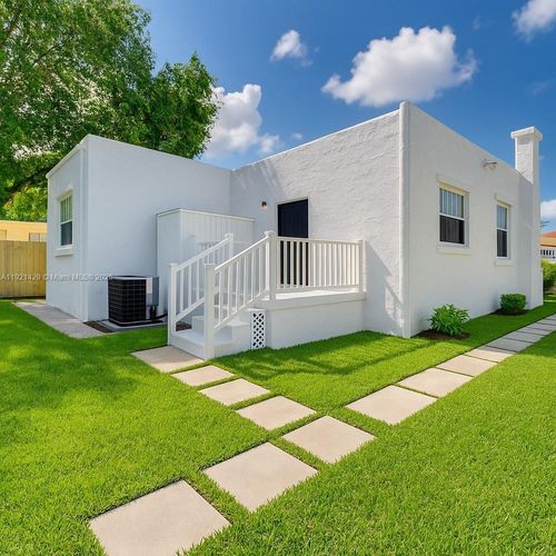 1845 Nw 55th St, Miami, FL, 33142-3037 | Card Image