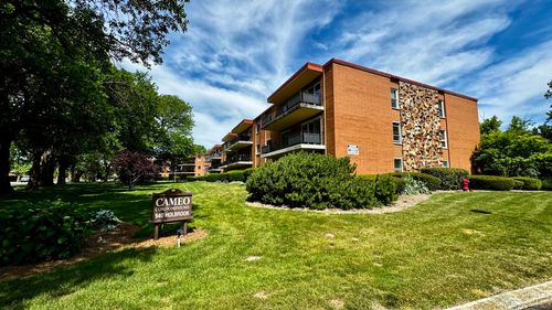 32c-940 Holbrook Rd, Homewood, IL, 60430-4532 | Card Image