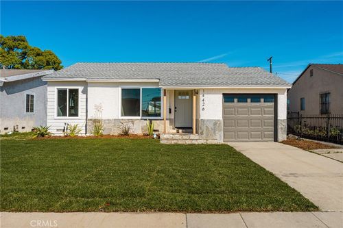 14426 S Cahita Ave, Compton, CA, 90220-1218 | Card Image