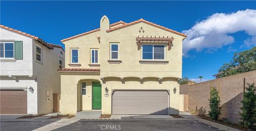 466 Meyer, Upland, CA, 91786 | Card Image