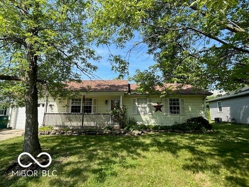 1919 Manor Dr, Lebanon, IN, 46052-1320 | Card Image