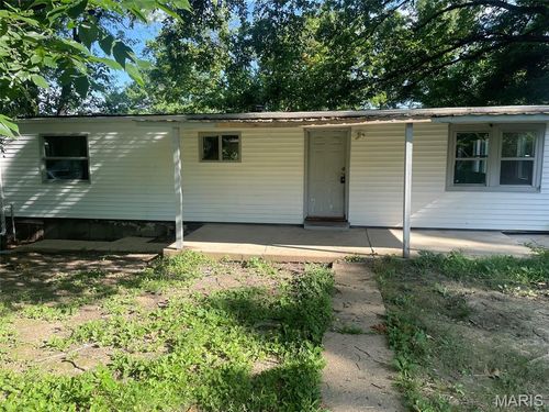 687 Benton, St Clair, MO, 63077 | Card Image