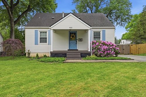 4122 Ledyard Road, Louisville, KY, 40207 | Card Image