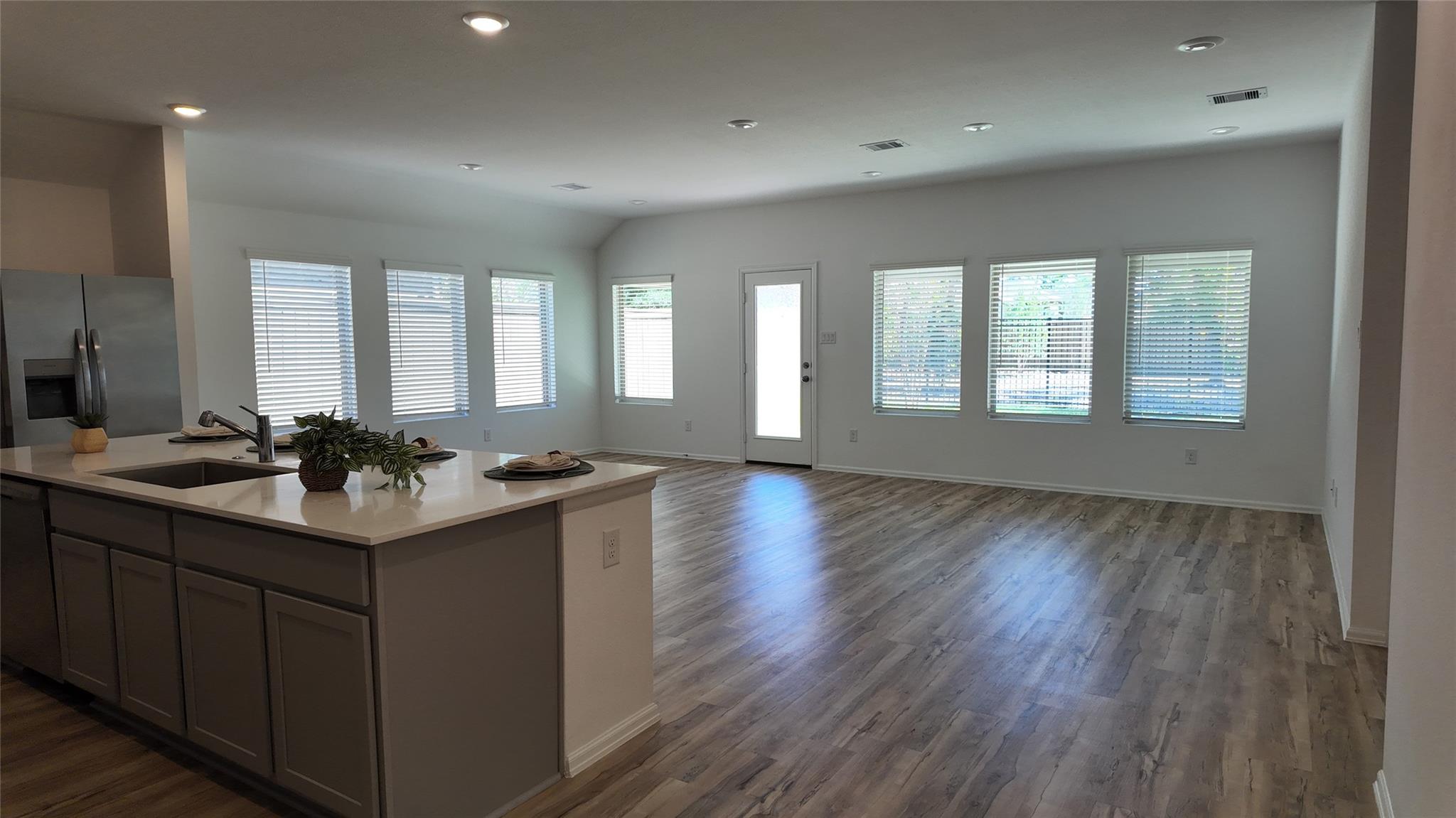 Residential Lease in Porter 5