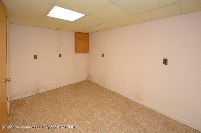 A - 1 Paterson Avenue, House other with 2 bedrooms, 1 bathrooms and null parking in Elmwood Park NJ | Image 15