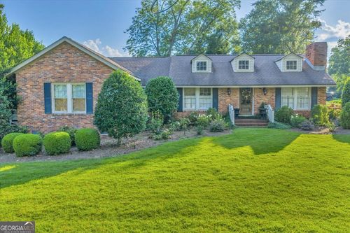 709 Evergreen St, Perry, GA, 31069-3419 | Card Image