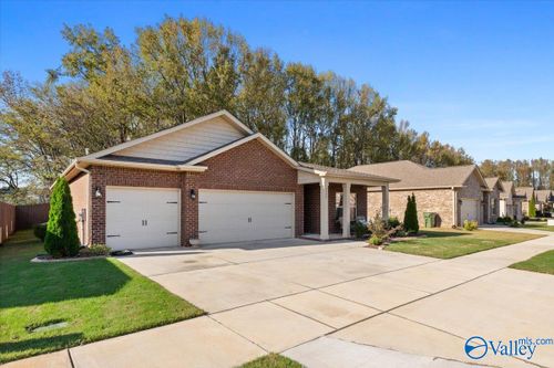 6524 Jacaranda Drive, Huntsville, AL, 35806 | Card Image