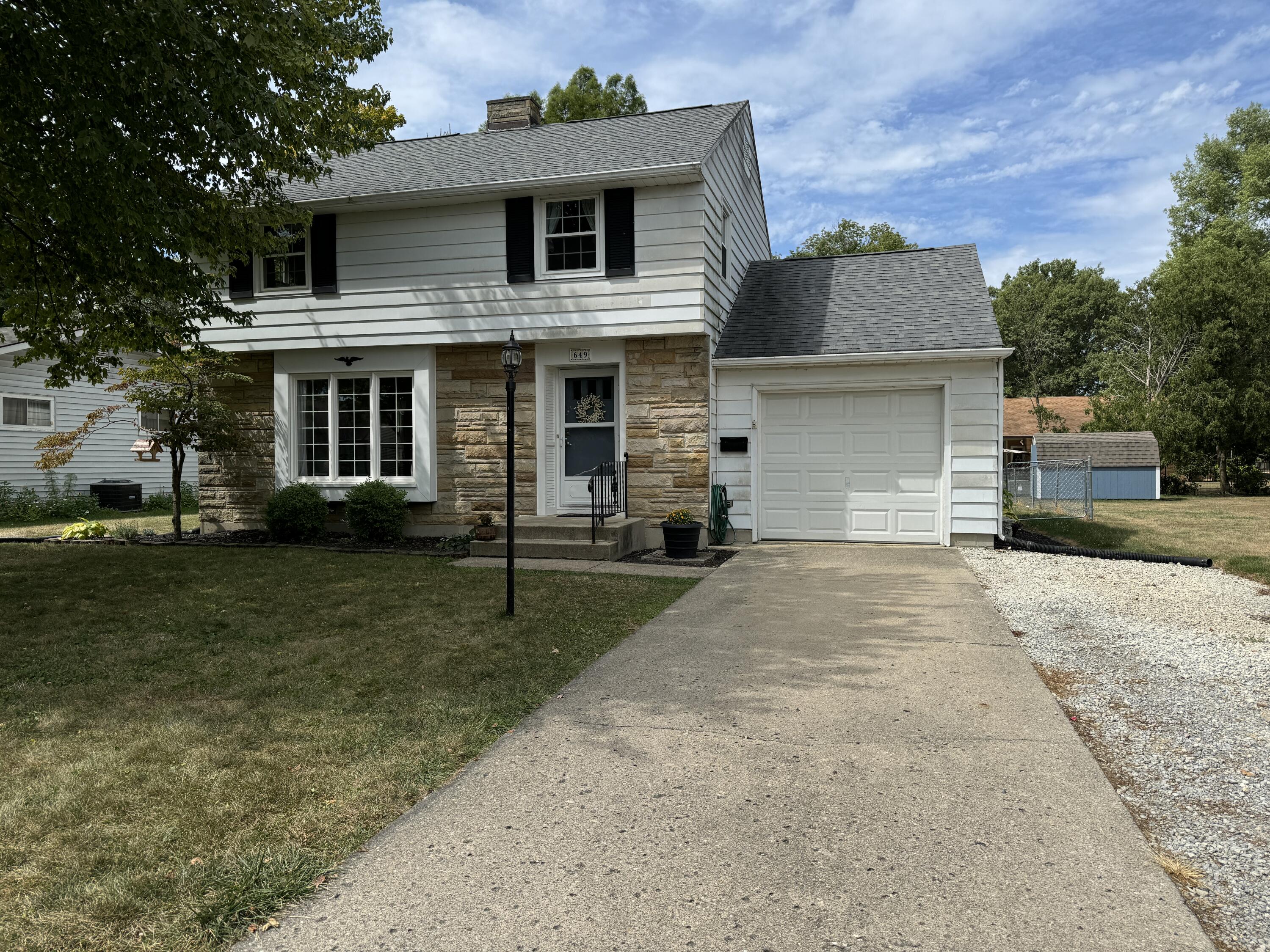 Willow St, Celina, OH 45822