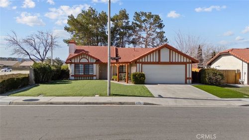 43203 27th Street W, Lancaster, CA, 93536 | Card Image