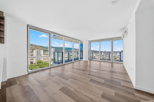 2701r-1500 Rycroft St, Honolulu, HI, 96814 | Card Image
