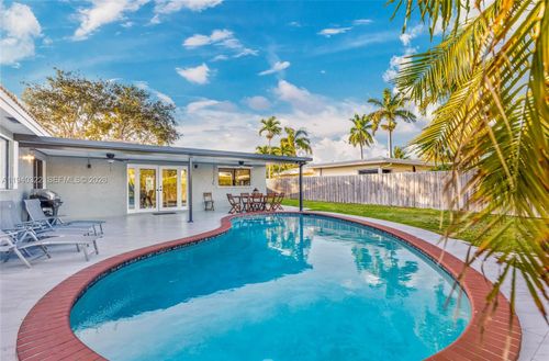 6600 20th Way, Fort Lauderdale, FL, 33308-1030 | Card Image