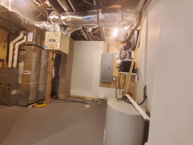 Mechanical space in basement level | Image 32