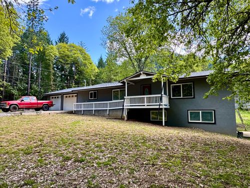 380 Dexter Way, Grants Pass, OR, 97527-9539 | Card Image