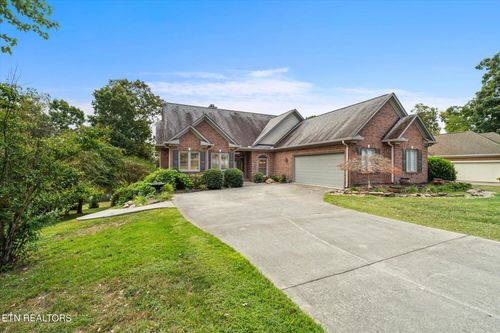 800 Oak Chase Blvd, Lenoir City, TN, 37772-6960 | Card Image