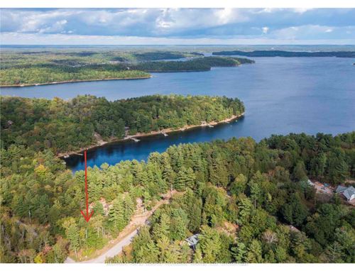 13 Rockcliffe Dr S, Nobel, ON, P0G1G0 | Card Image