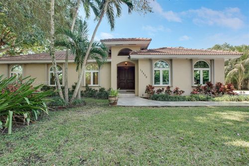 13550 Sw 82nd Ave, Pinecrest, FL, 33156-6668 | Card Image