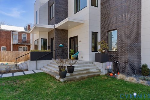 2406 Grayland Ave, Richmond, VA, 23220-5213 | Card Image