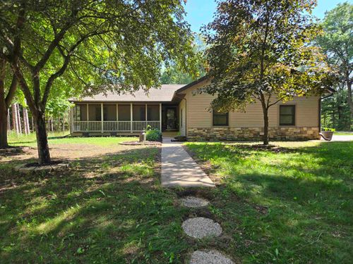 815 S Godwin Cir, Friendship, WI, 53934-9198 | Card Image