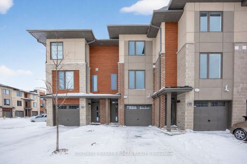 13 Winters Cres, Collingwood, ON, L9Y5T1 | Card Image