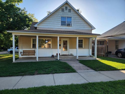 1202 N C St, Wellington, KS, 67152-4344 | Card Image