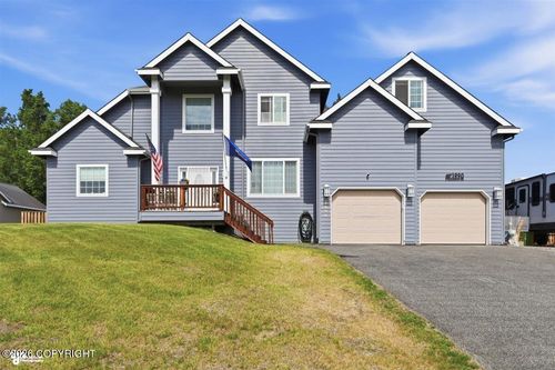 1990 S Paddock Dr, Wasilla, AK, 99654-8462 | Card Image